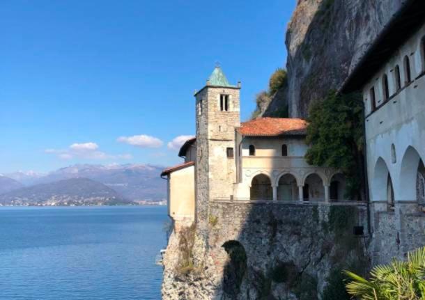 Casa Anna - Parco Hermitage Porto Valtravaglia Eksteriør bilde